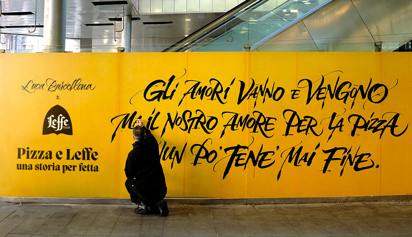 San Valentino: Birra Leffe, Luca Barcellona e Leo Burnett conquistano Napoli con una dichiarazione d’amore pubblica e poetica per la pizza.
